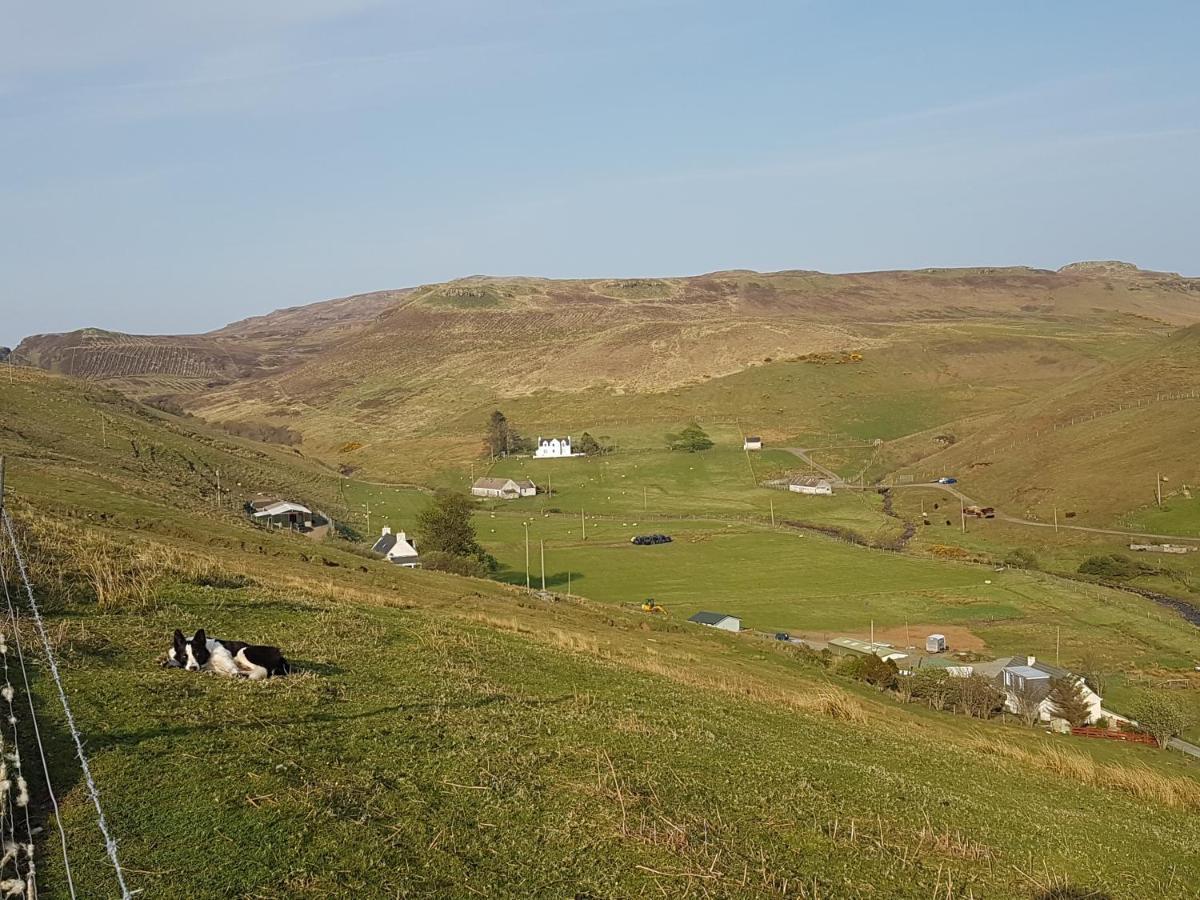Crofters Cabin Bracadale Bagian luar foto