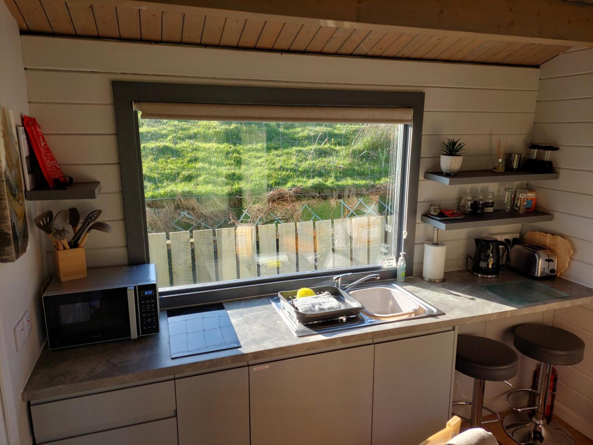 Crofters Cabin Bracadale Bagian luar foto